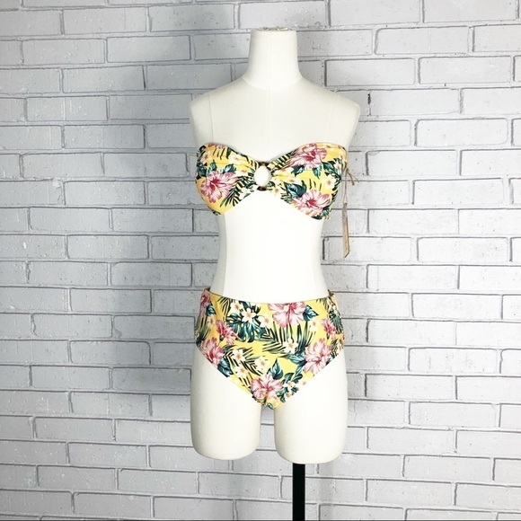 Cabana Del Sol Other - Cabana del Sol Women’s‎ Yellow Floral Bikini